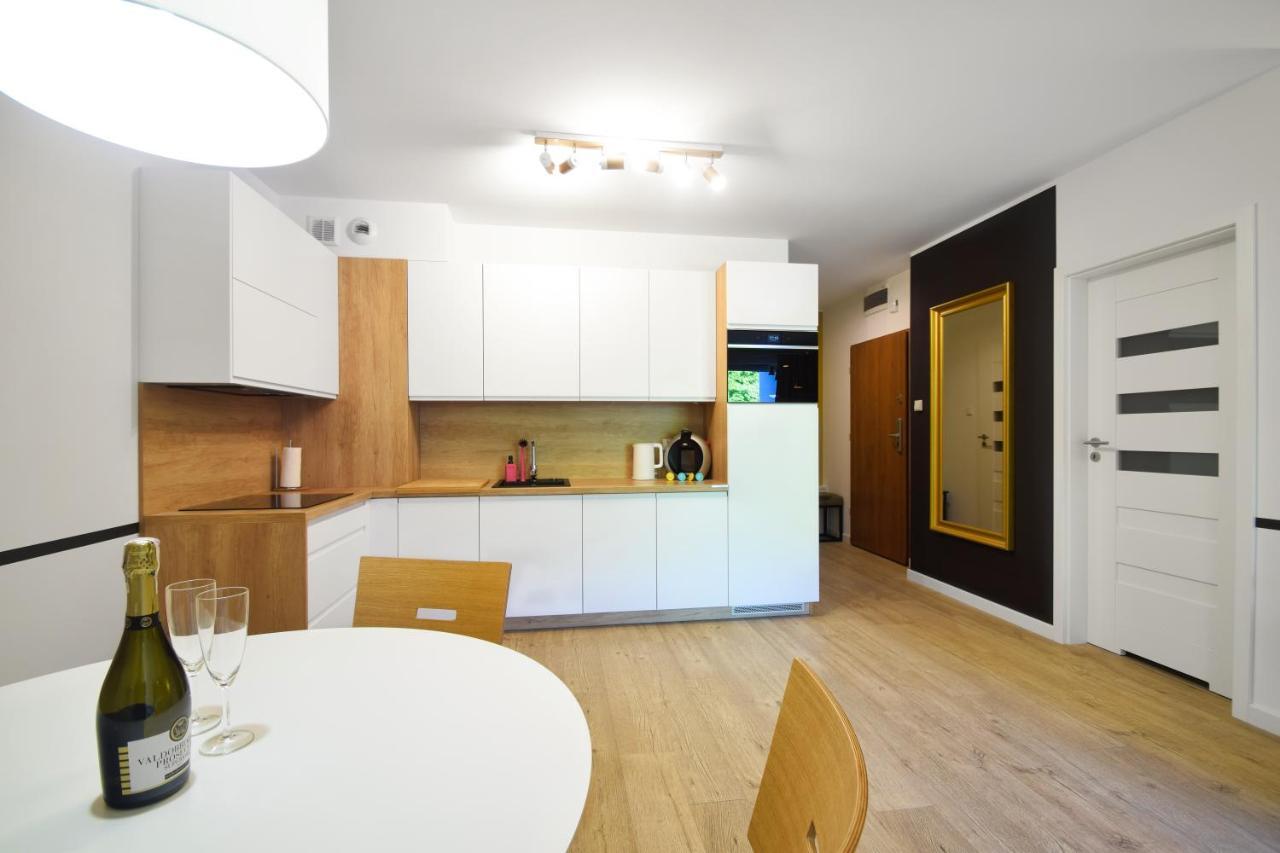 Apartamenty Portowe By Nadmorskie Tarasy C311 Kołobrzeg Esterno foto
